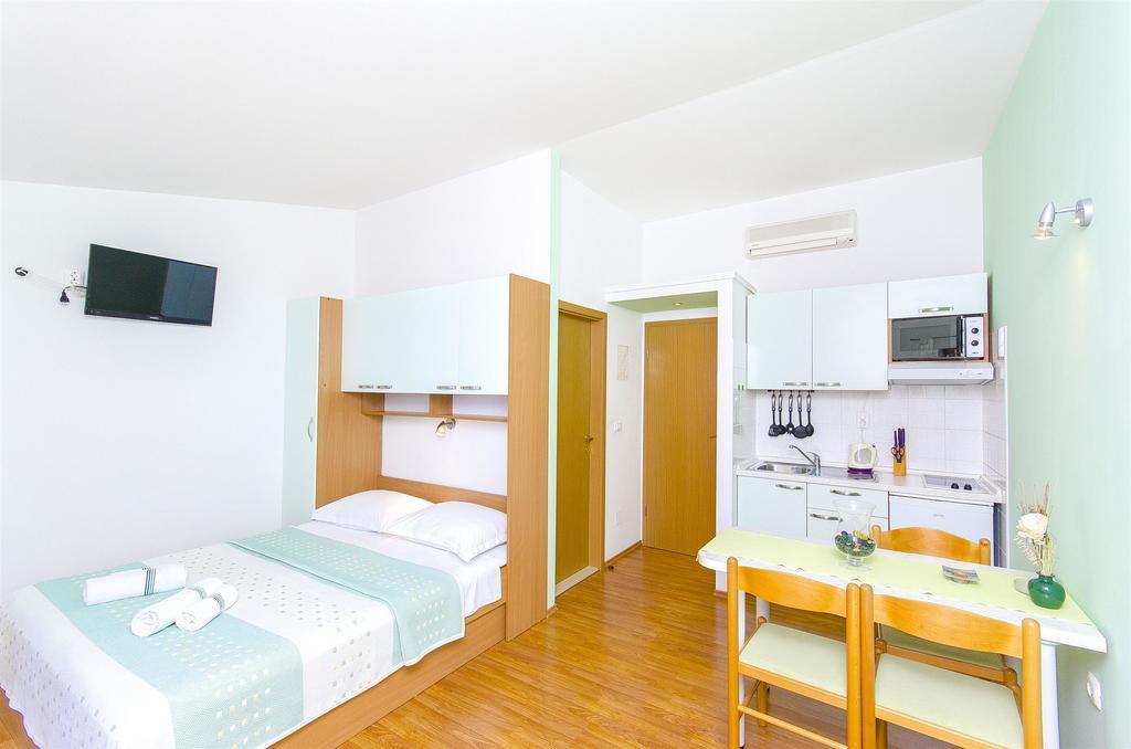 Apartments Kunac Podgora Kültér fotó