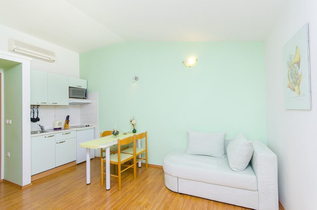 Apartments Kunac Podgora Szoba fotó