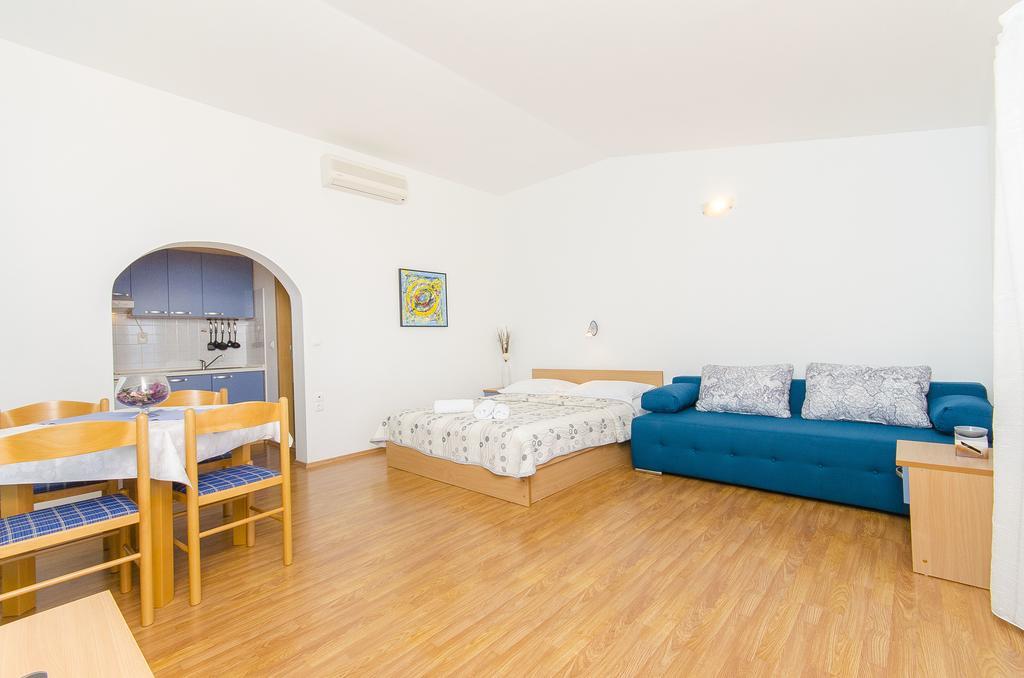 Apartments Kunac Podgora Szoba fotó