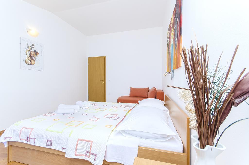 Apartments Kunac Podgora Szoba fotó